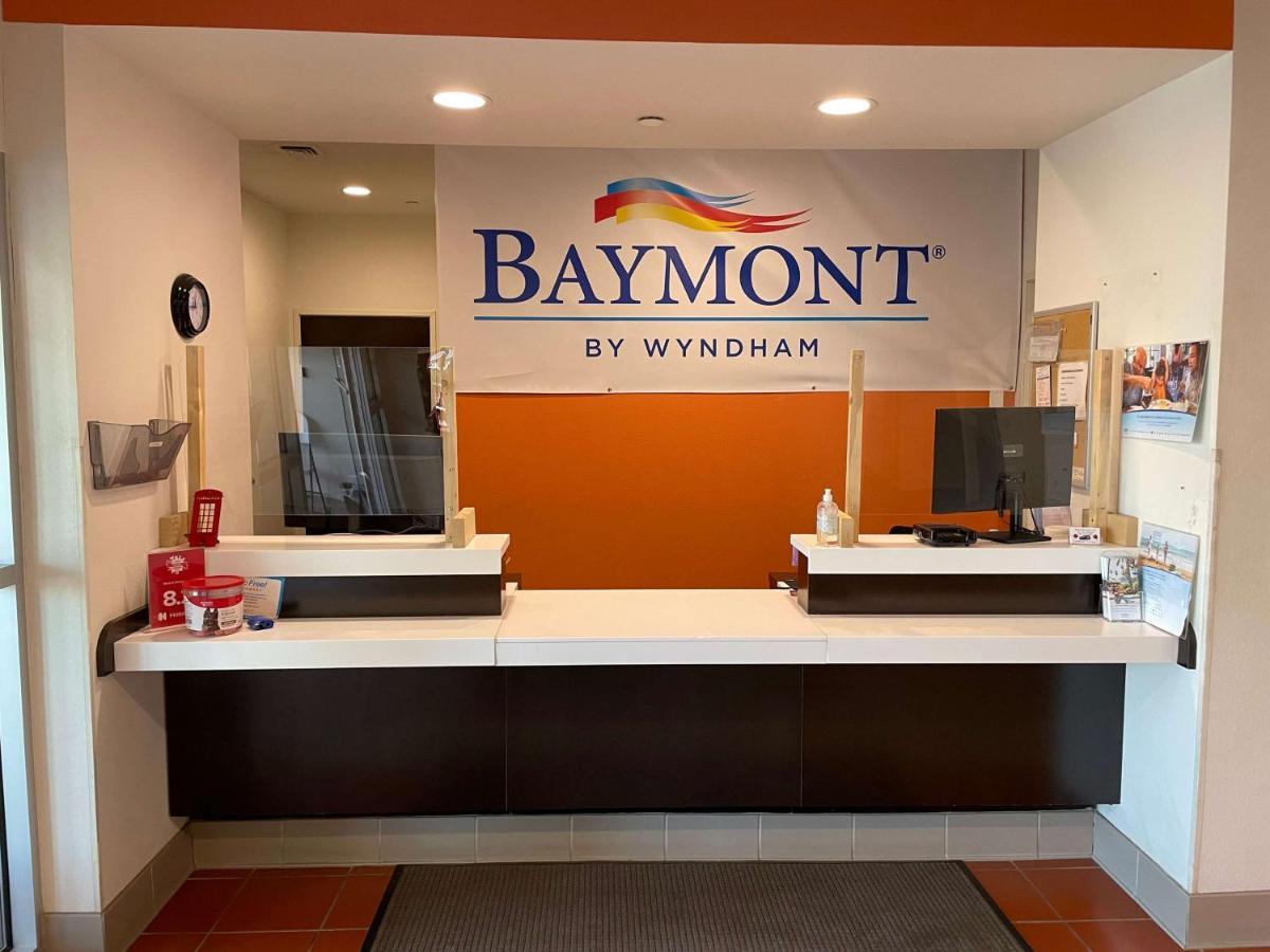 Baymont By Wyndham Williston Hotel ภายนอก รูปภาพ